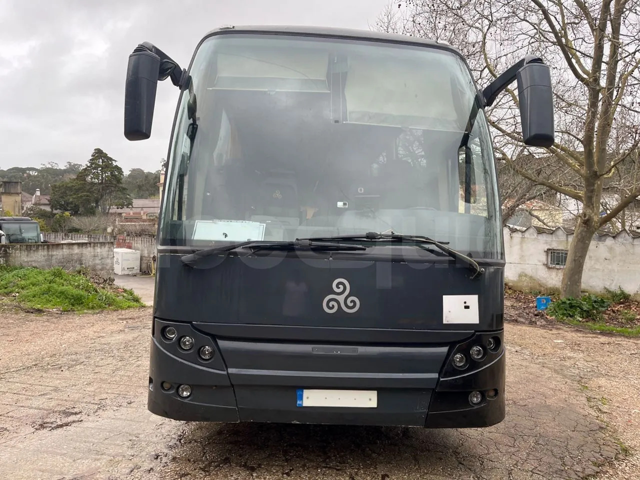 Volvo B12B - Coach: picture 2 Volvo B12B - Coach: picture 2