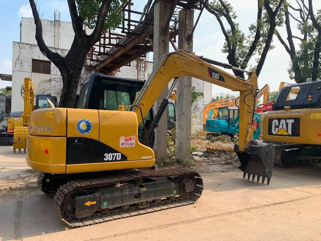 Mini excavator CAT 307D: picture 19