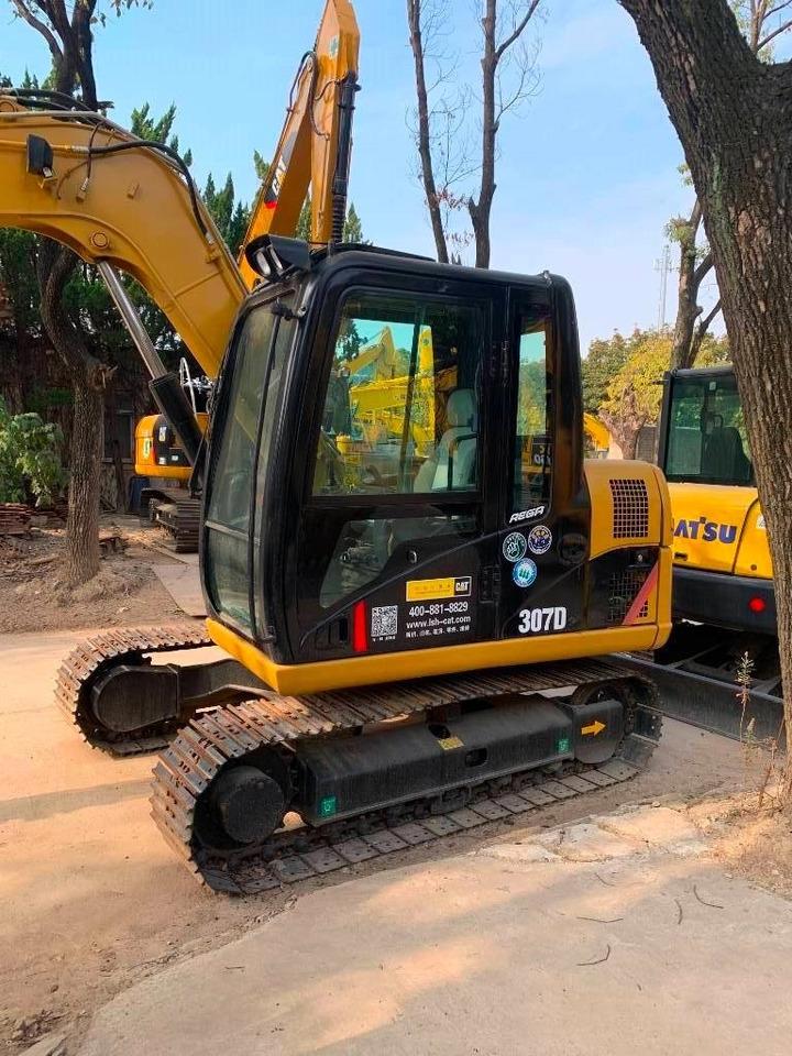 CAT 307D - Mini excavator: picture 2 CAT 307D - Mini excavator: picture 2