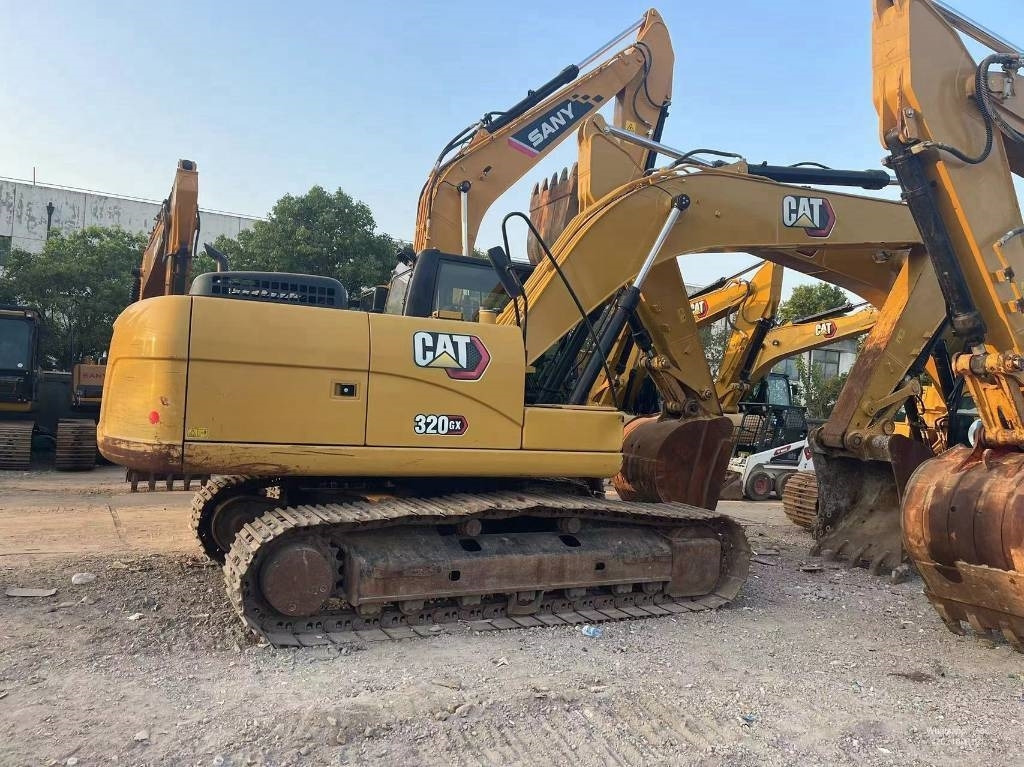 Crawler excavator CAT 320gx: picture 1
