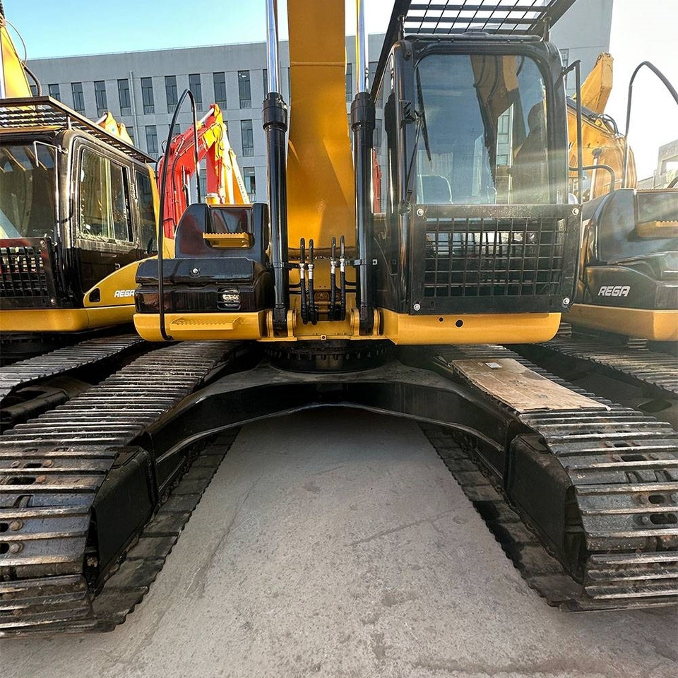 CAT 323 D - Crawler excavator: picture 2 CAT 323 D - Crawler excavator: picture 2