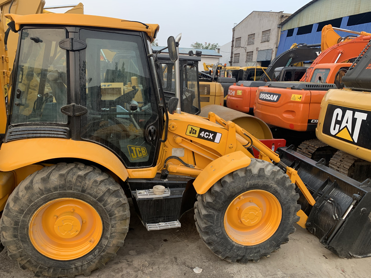 JCB 4CX - Wheel loader: picture 1 JCB 4CX - Wheel loader: picture 1