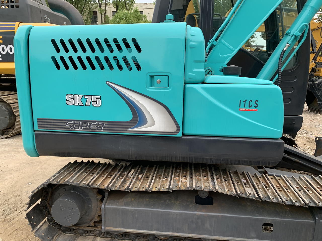 KOBELCO sk75-8 - Mini excavator: picture 3 KOBELCO sk75-8 - Mini excavator: picture 3