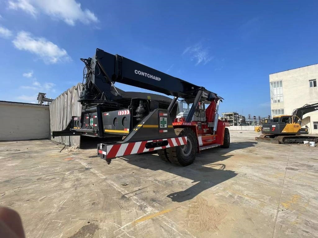 Kalmar DRF 450-650S5 - All terrain crane: picture 2 Kalmar DRF 450-650S5 - All terrain crane: picture 2