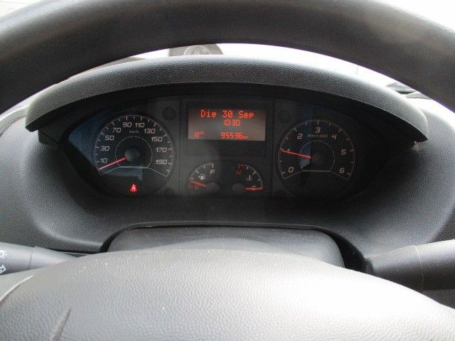 Small van Fiat Ducato: picture 7