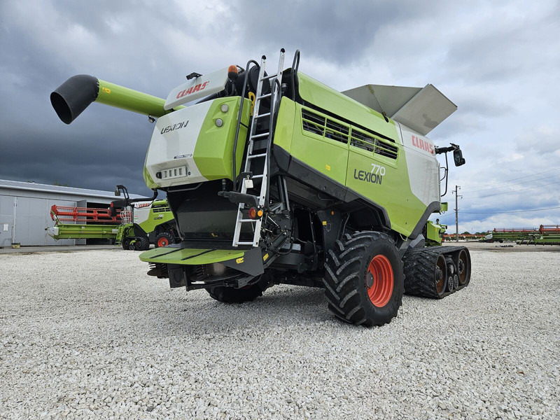 Claas Lexion 770 TT - Combine harvester: picture 3 Claas Lexion 770 TT - Combine harvester: picture 3