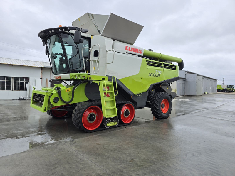 Claas Lexion 770 tt - Combine harvester: picture 1 Claas Lexion 770 tt - Combine harvester: picture 1