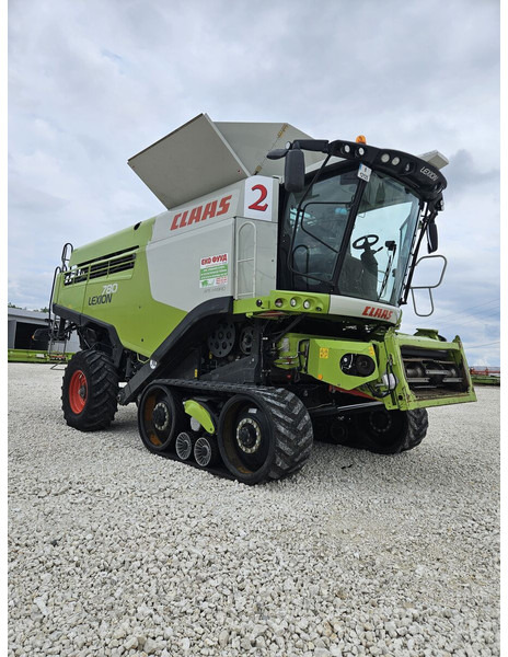 Claas Lexion 780 TT - Combine harvester: picture 4 Claas Lexion 780 TT - Combine harvester: picture 4