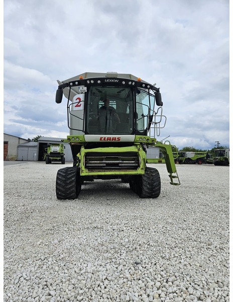 Claas Lexion 780 TT - Combine harvester: picture 3 Claas Lexion 780 TT - Combine harvester: picture 3