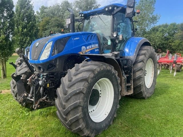 New Holland T7.315 AC - Farm tractor: picture 1 New Holland T7.315 AC - Farm tractor: picture 1