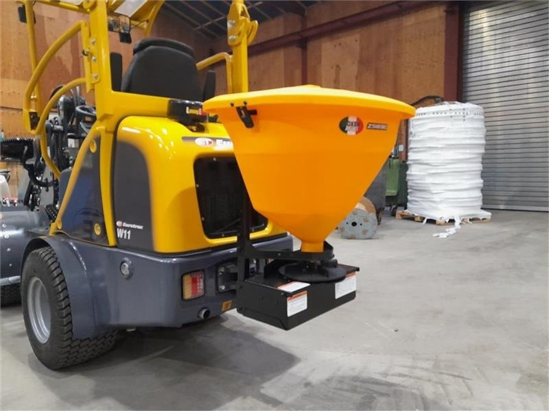 - - - BOXER - Sand/ Salt spreader for Utility/ Special vehicle: picture 4 - - - BOXER - Sand/ Salt spreader for Utility/ Special vehicle: picture 4
