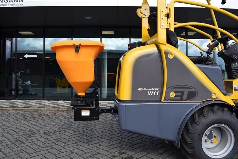 - - - BOXER - Sand/ Salt spreader for Utility/ Special vehicle: picture 1 - - - BOXER - Sand/ Salt spreader for Utility/ Special vehicle: picture 1