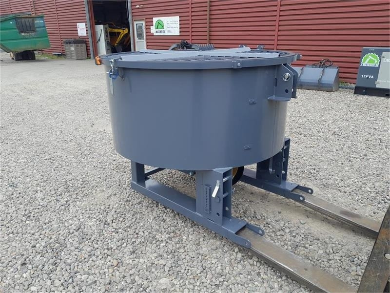 - - - FK MASCHINERY - Concrete mixer: picture 2 - - - FK MASCHINERY - Concrete mixer: picture 2