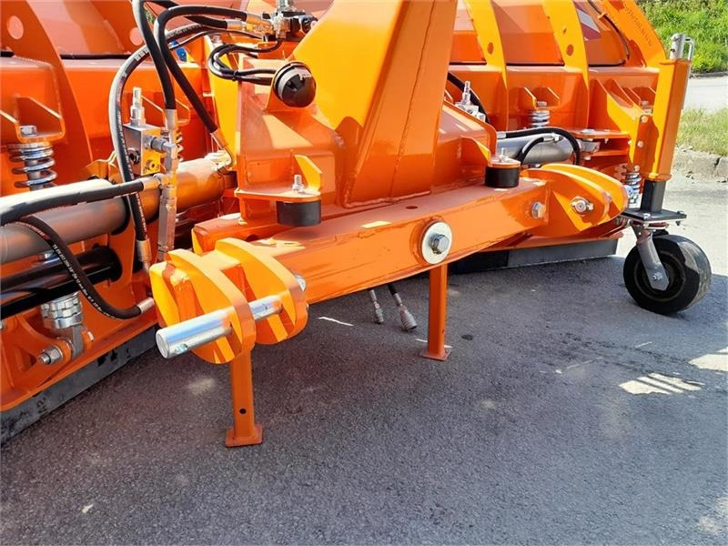Inter-Tech 3,20 Professionel - Snow plough for Agricultural machinery: picture 5 Inter-Tech 3,20 Professionel - Snow plough for Agricultural machinery: picture 5