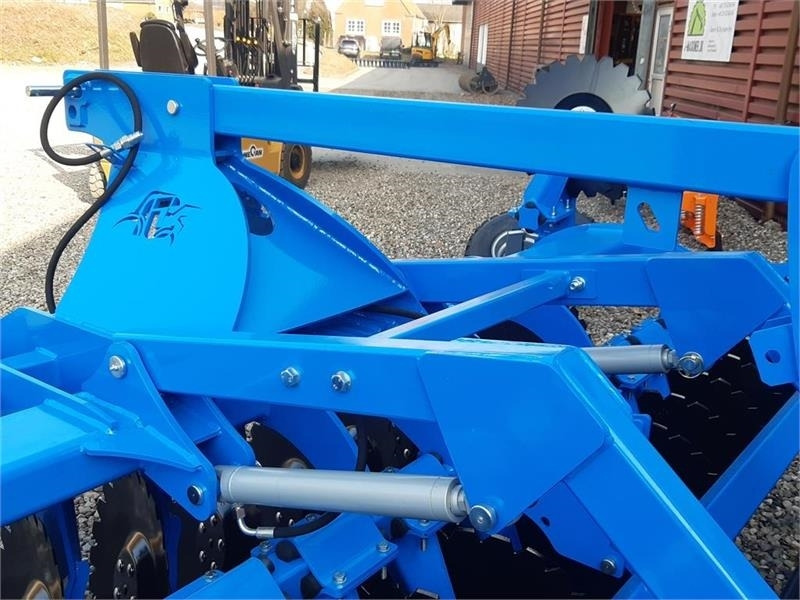 Inter-Tech Diskharve 4 meter med lift - Disc harrow: picture 5 Inter-Tech Diskharve 4 meter med lift - Disc harrow: picture 5