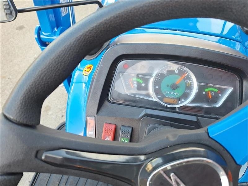 Compact tractor Solis H26 HST: picture 9