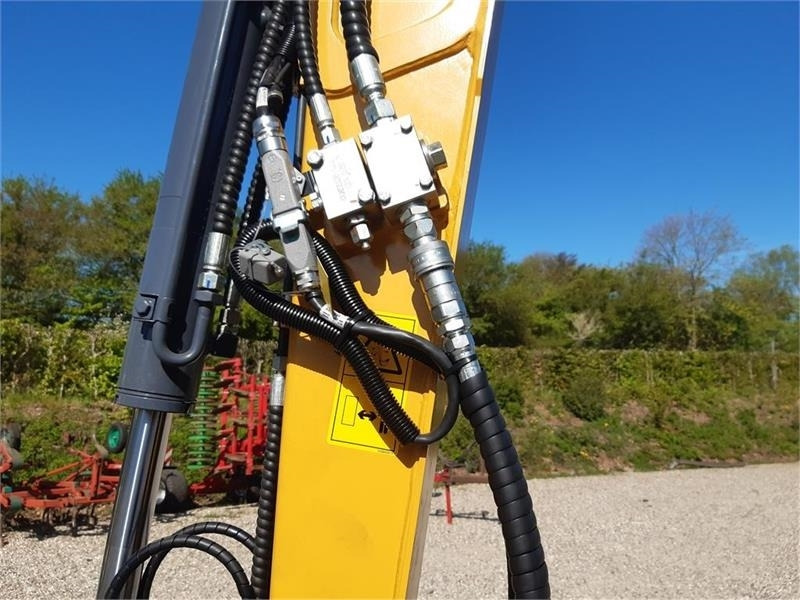 XCMG xe27e med rototilt - Mini excavator: picture 4 XCMG xe27e med rototilt - Mini excavator: picture 4