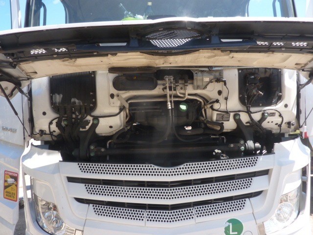 MERCEDES 963-4-A - Tractor unit: picture 4 MERCEDES 963-4-A - Tractor unit: picture 4