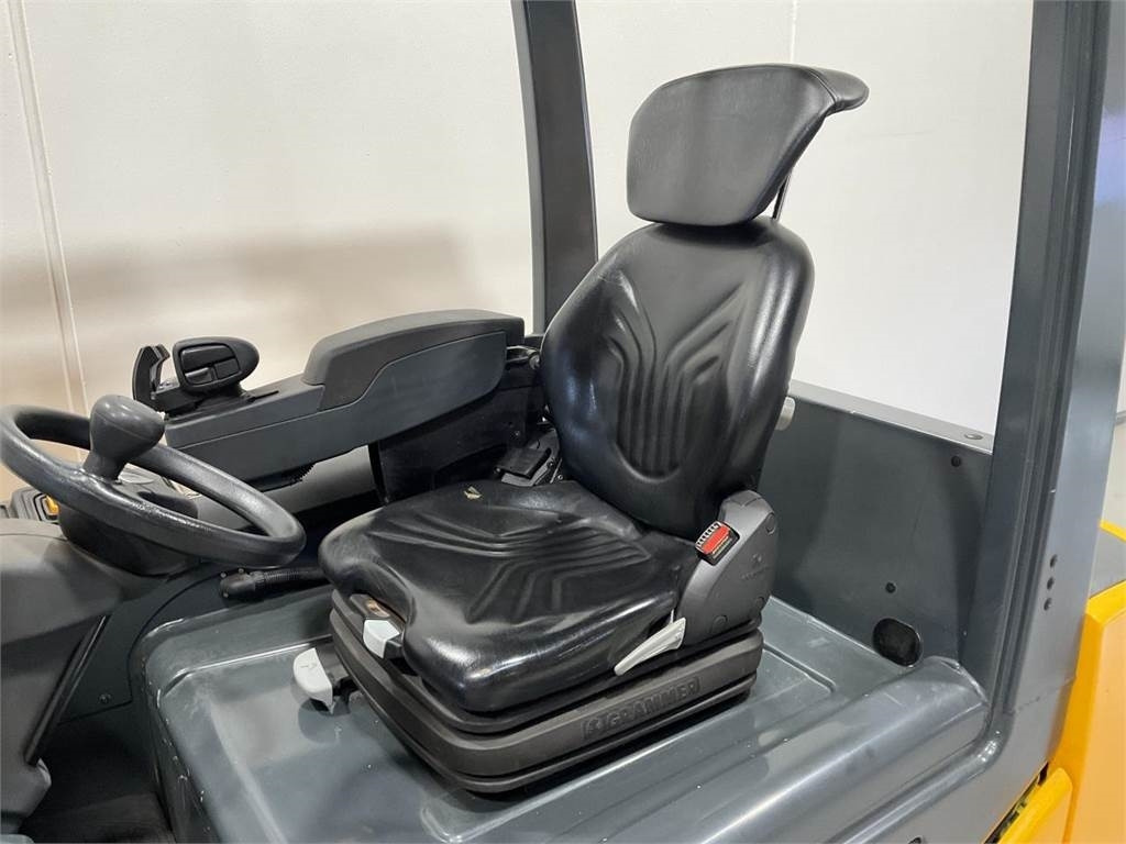 Jungheinrich EFG 430 - Electric forklift: picture 5 Jungheinrich EFG 430 - Electric forklift: picture 5