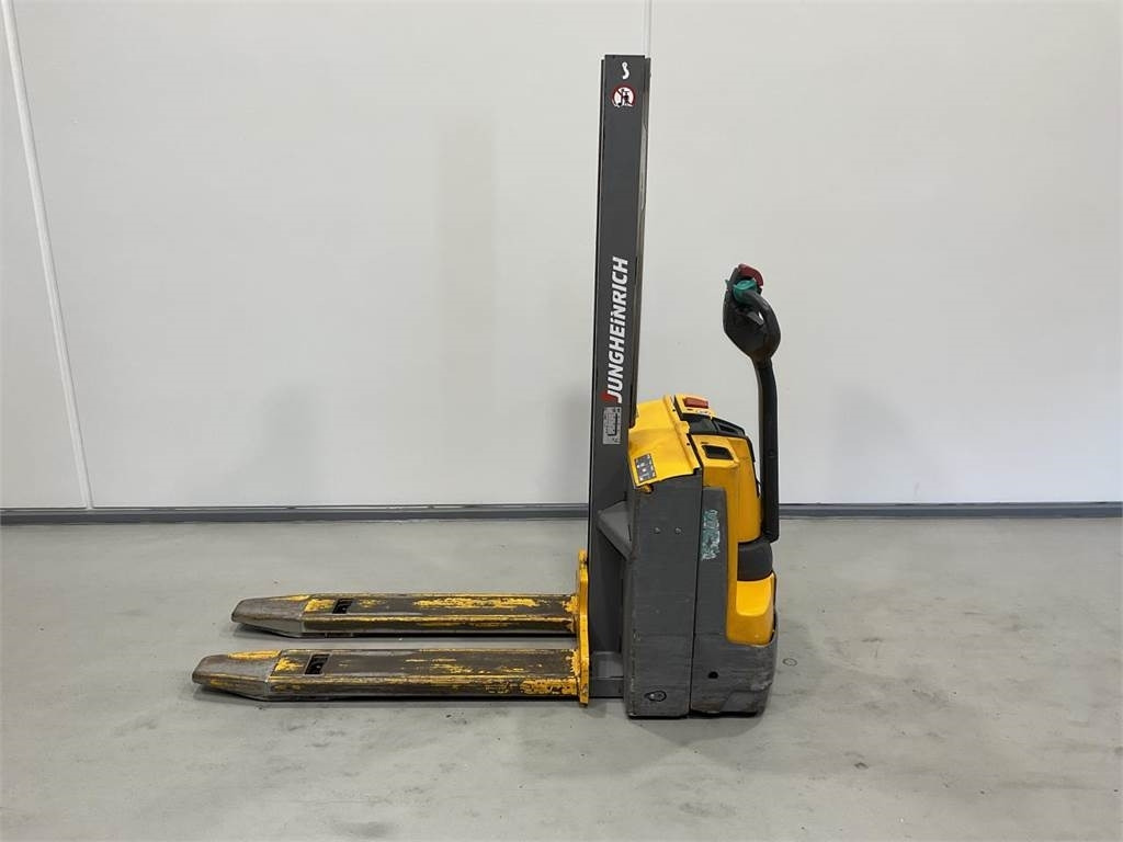 Jungheinrich EMD 118 - Stacker: picture 3 Jungheinrich EMD 118 - Stacker: picture 3