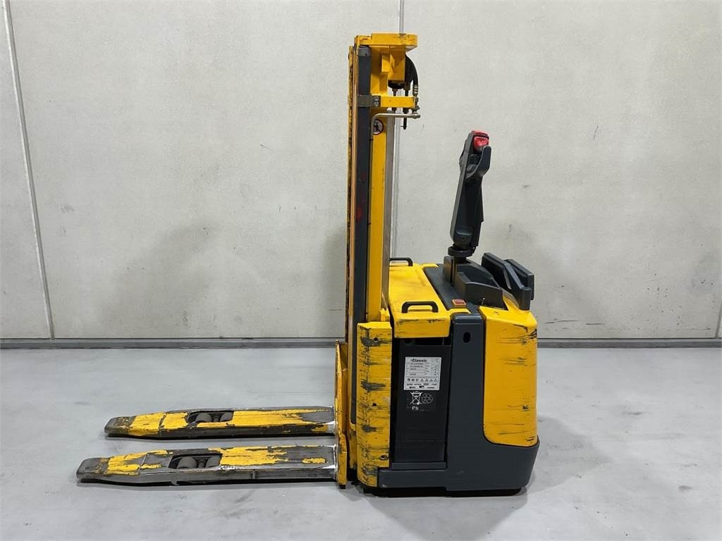 Jungheinrich ERC 14 - Stacker: picture 3 Jungheinrich ERC 14 - Stacker: picture 3