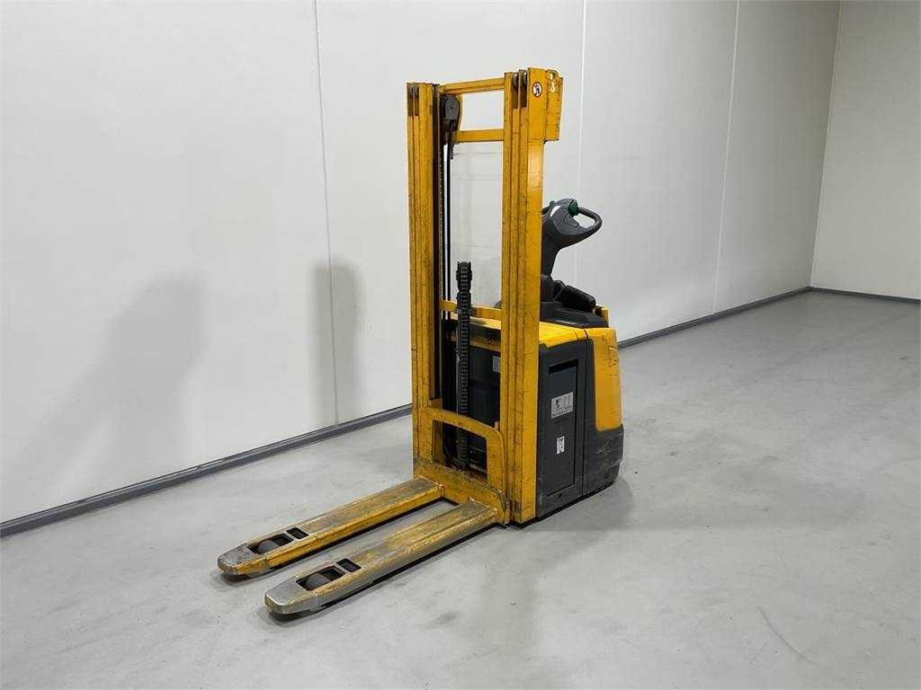 Jungheinrich ERC 212Z - Stacker: picture 4 Jungheinrich ERC 212Z - Stacker: picture 4