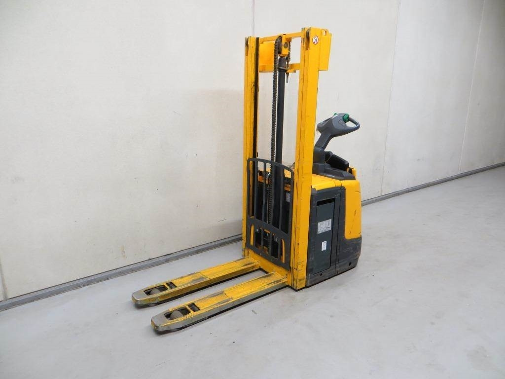 Jungheinrich ERC 212Z - Stacker: picture 3 Jungheinrich ERC 212Z - Stacker: picture 3