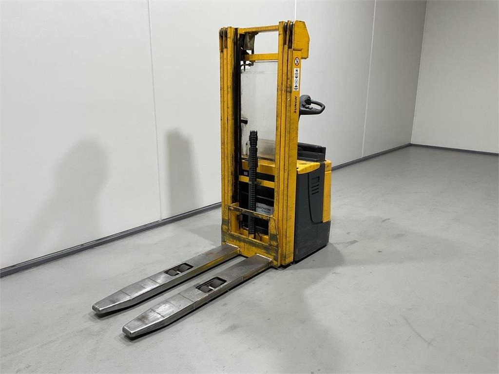 Jungheinrich ERC 214 - Stacker: picture 4 Jungheinrich ERC 214 - Stacker: picture 4