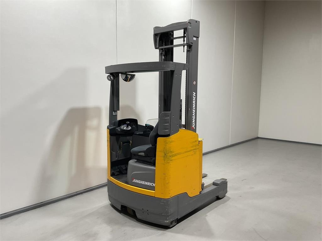 Jungheinrich ETV 214 - Reach truck: picture 2 Jungheinrich ETV 214 - Reach truck: picture 2