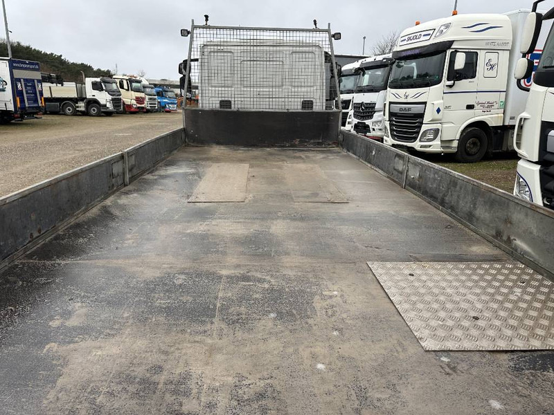 Iveco Eurocargo 80 E18 - Dropside/ Flatbed truck: picture 5 Iveco Eurocargo 80 E18 - Dropside/ Flatbed truck: picture 5