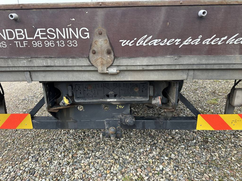 Iveco Eurocargo 80 E18 - Dropside/ Flatbed truck: picture 4 Iveco Eurocargo 80 E18 - Dropside/ Flatbed truck: picture 4