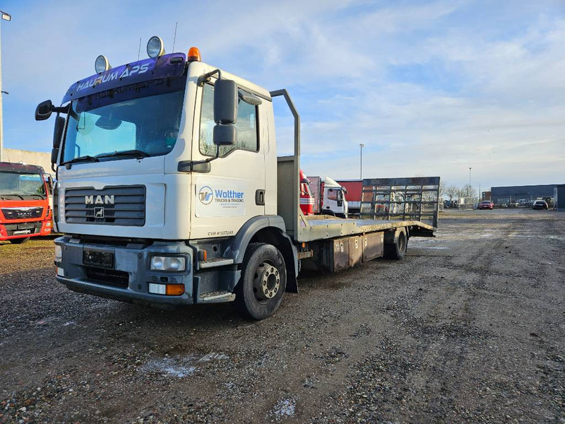 MAN TGM 15.280 // Machinetransport // Autotransporter - Autotransporter truck: picture 1 MAN TGM 15.280 // Machinetransport // Autotransporter - Autotransporter truck: picture 1