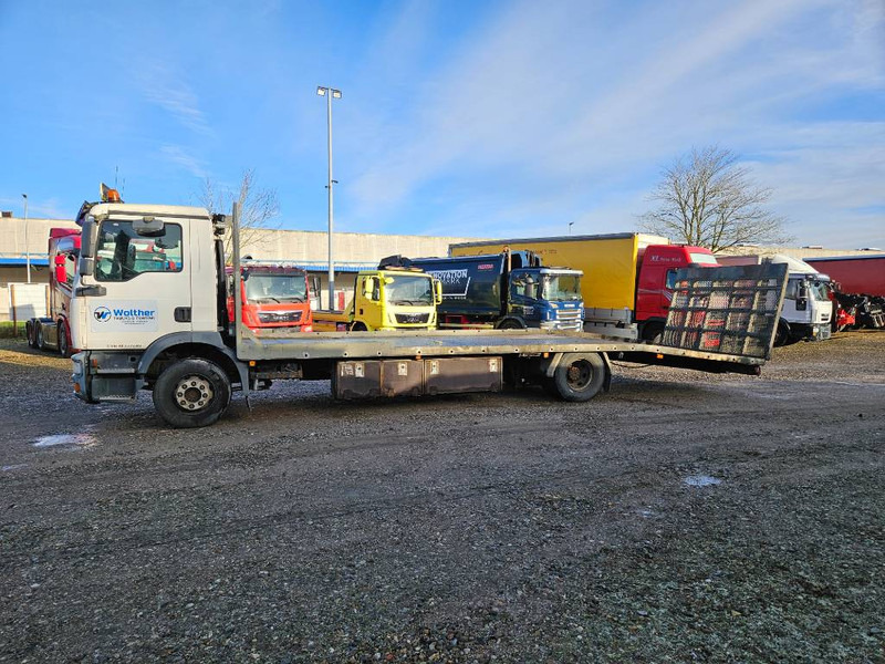 MAN TGM 15.280 // Machinetransport // Autotransporter - Autotransporter truck: picture 4 MAN TGM 15.280 // Machinetransport // Autotransporter - Autotransporter truck: picture 4