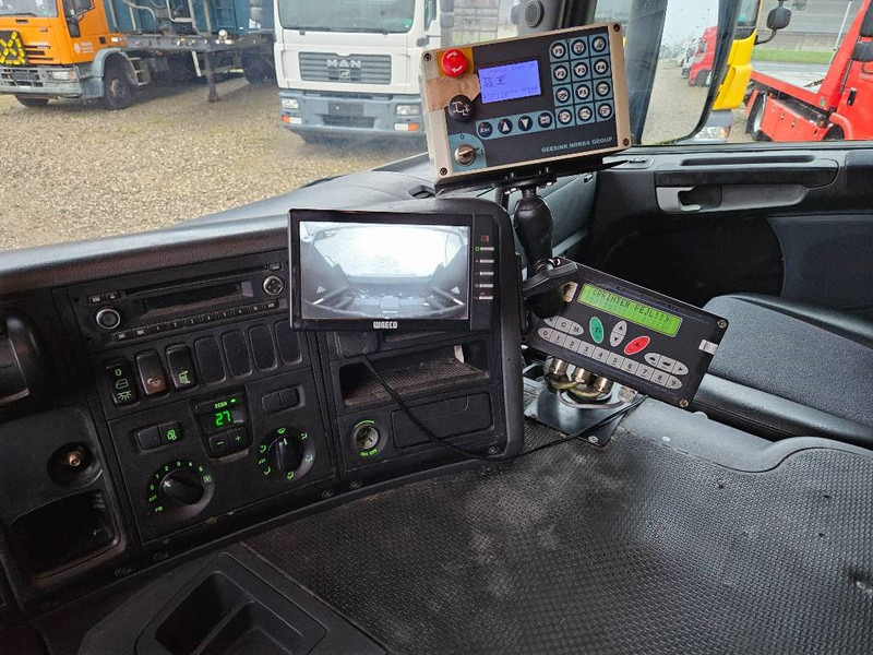 Garbage truck Scania P 320 6x2/4 - Norba 22 m3 (2016): picture 19