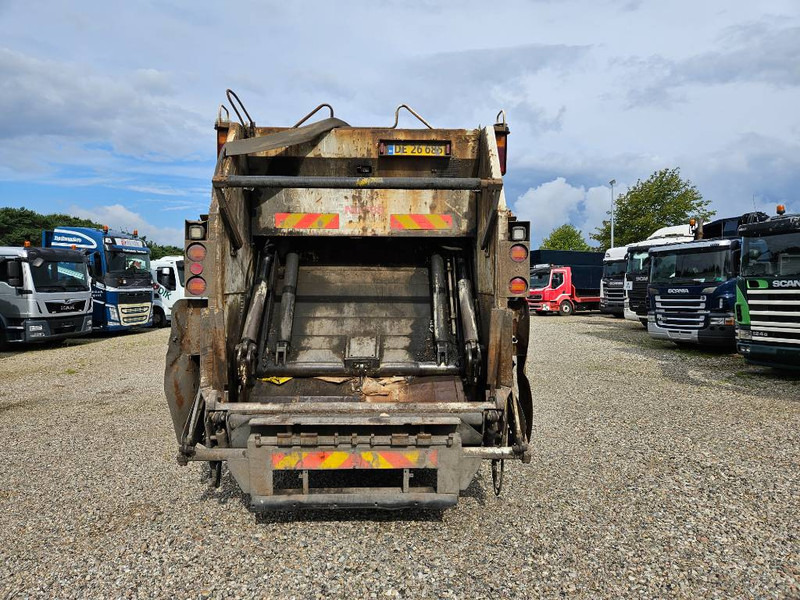 Scania P270 6x2/4 Müllwagen - Garbage truck: picture 5 Scania P270 6x2/4 Müllwagen - Garbage truck: picture 5