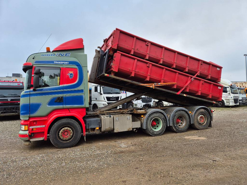 Scania R580 8x4/4 //Kroghejs // Nysynet// - Hook lift truck: picture 1 Scania R580 8x4/4 //Kroghejs // Nysynet// - Hook lift truck: picture 1