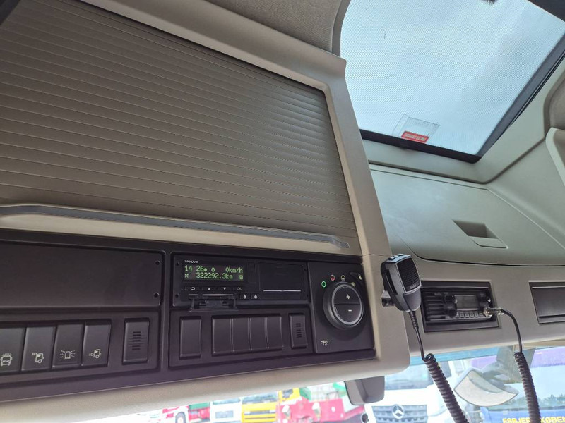 Tractor unit Volvo FH 500 6x2 // Double boogie //: picture 16
