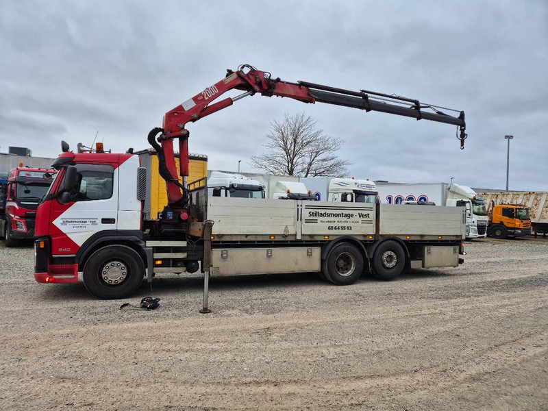 Volvo FM 9 340 //HMF 2000 K3 /rotor- radiocontrolled// - Crane truck: picture 2 Volvo FM 9 340 //HMF 2000 K3 /rotor- radiocontrolled// - Crane truck: picture 2