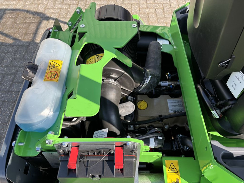 New Wheel loader Avant 635i Stage V: picture 12