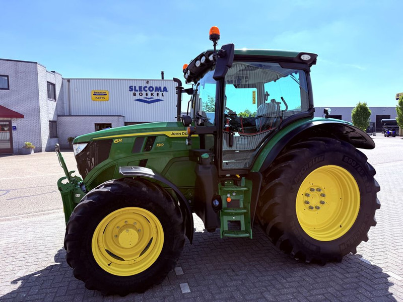 John Deere 6R130 Command Pro Autopowr - Farm tractor: picture 1 John Deere 6R130 Command Pro Autopowr - Farm tractor: picture 1