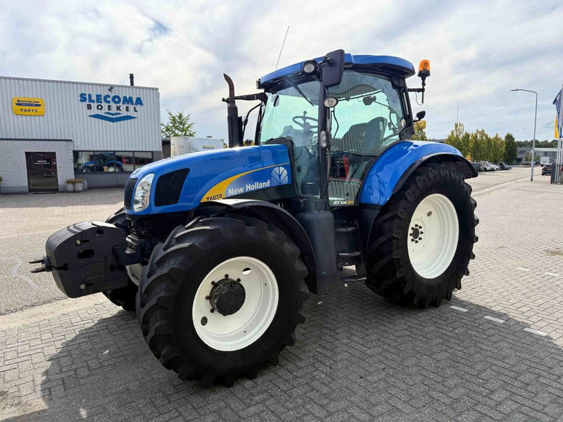 New Holland T6070 Elite - Farm tractor: picture 1 New Holland T6070 Elite - Farm tractor: picture 1
