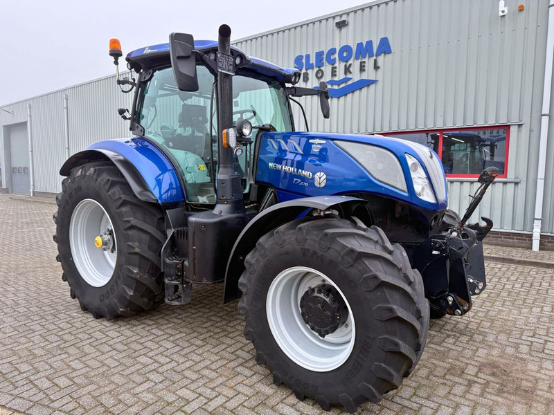 New Holland T7.270AC Stage V - Farm tractor: picture 4 New Holland T7.270AC Stage V - Farm tractor: picture 4