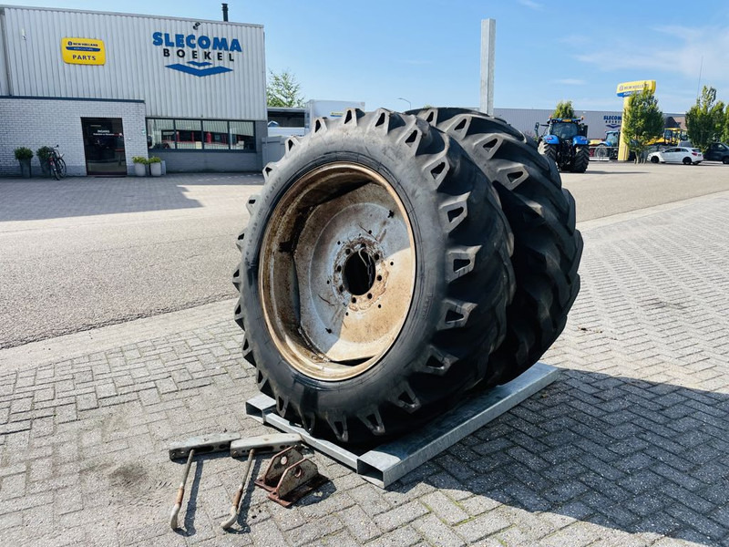 Veith Dubbel lucht 16.9/14-38 systeem GS - Wheels and tires: picture 1 Veith Dubbel lucht 16.9/14-38 systeem GS - Wheels and tires: picture 1