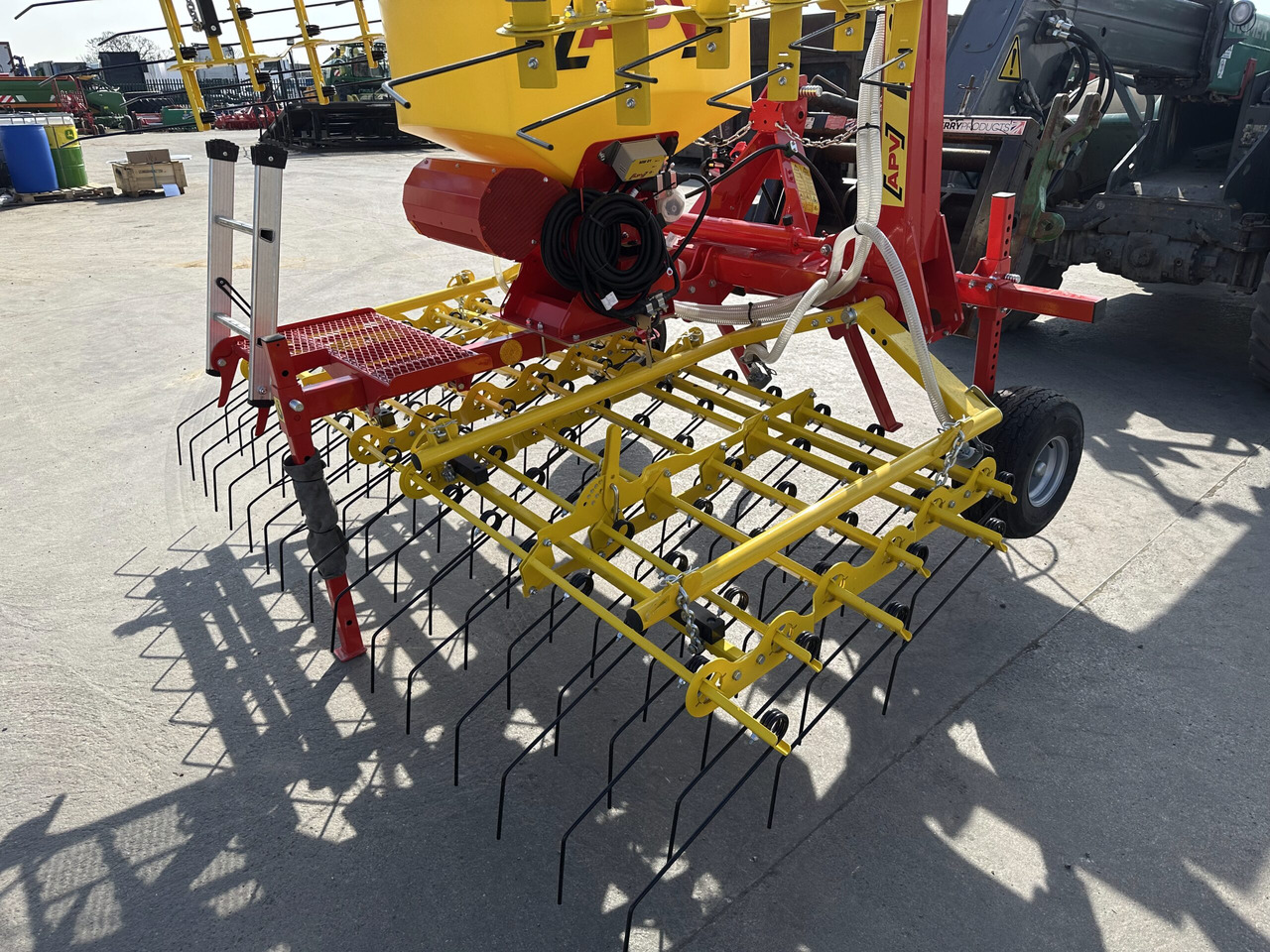 APV AS600 - Hay and forage equipment: picture 4 APV AS600 - Hay and forage equipment: picture 4