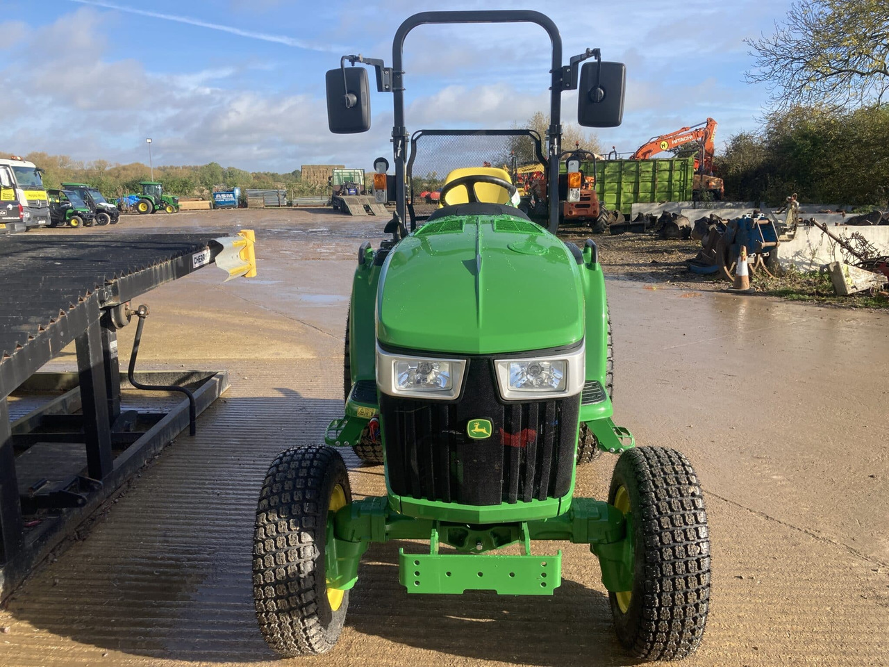 New Compact tractor John Deere 3046R compact tractor: picture 7