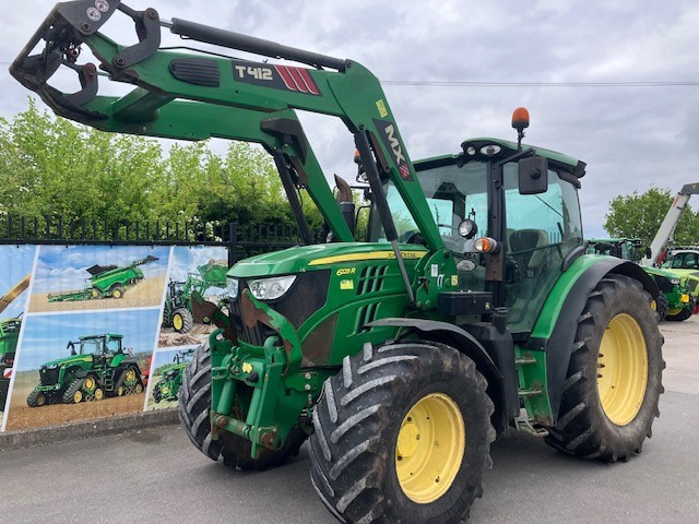 John Deere 6125R - Farm tractor: picture 1 John Deere 6125R - Farm tractor: picture 1