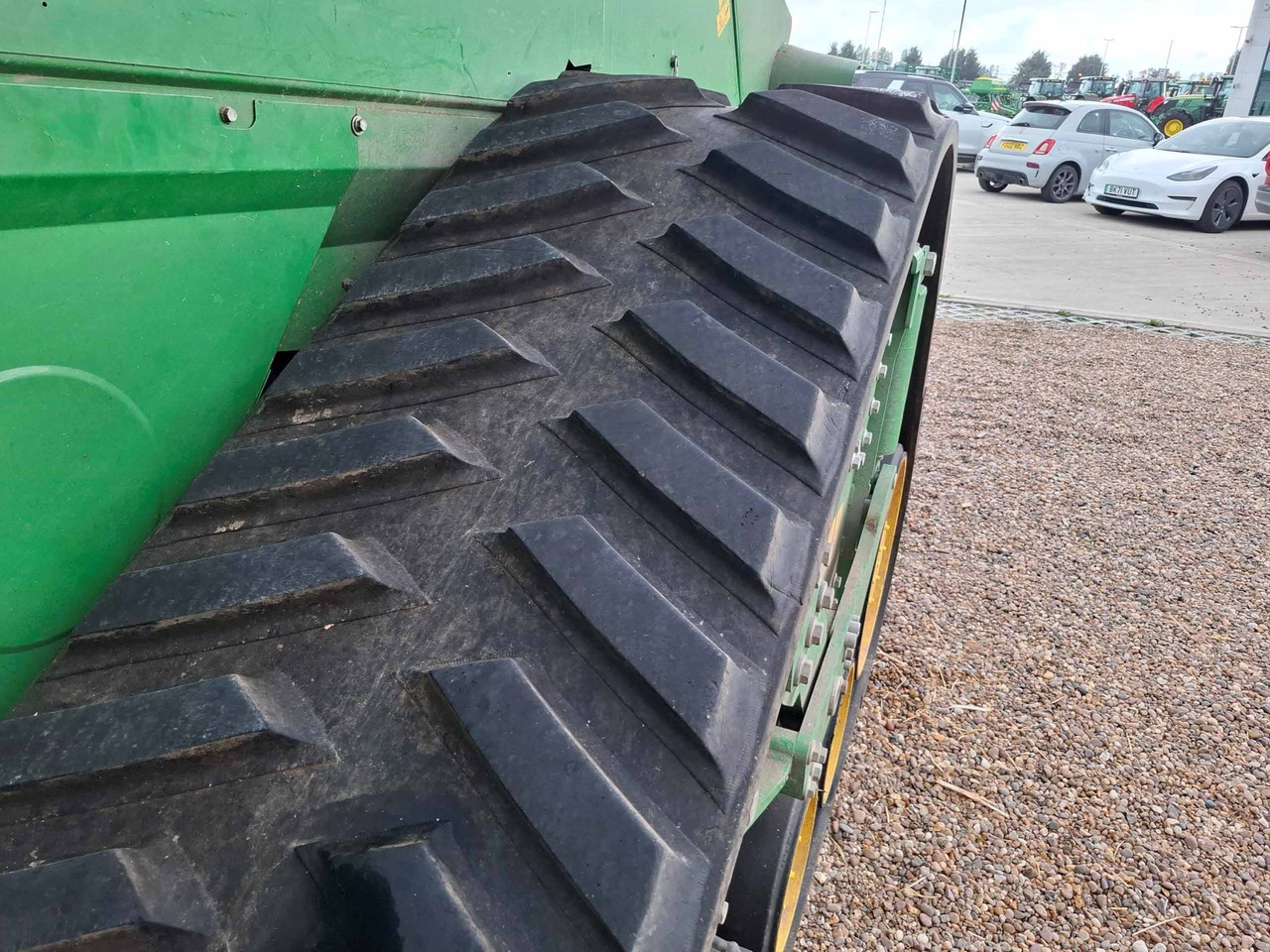 John Deere T670i - Combine harvester: picture 5 John Deere T670i - Combine harvester: picture 5