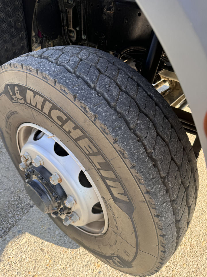 Tractor unit Man TGX 18.470 4x4 Hydrodrive KIPPHYDRAULIK: picture 8 Tractor unit Man TGX 18.470 4x4 Hydrodrive KIPPHYDRAULIK: picture 8