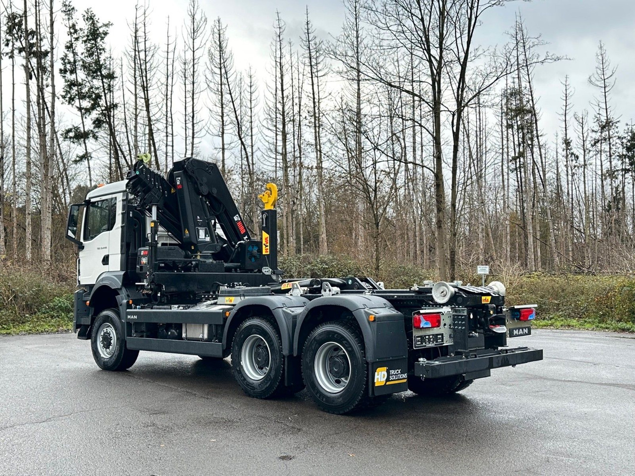 MAN TGS 33.440 6x6 BB Abrollkipper+Kran Hiab 228-6 - Hook lift truck, Crane truck: picture 4 MAN TGS 33.440 6x6 BB Abrollkipper+Kran Hiab 228-6 - Hook lift truck, Crane truck: picture 4