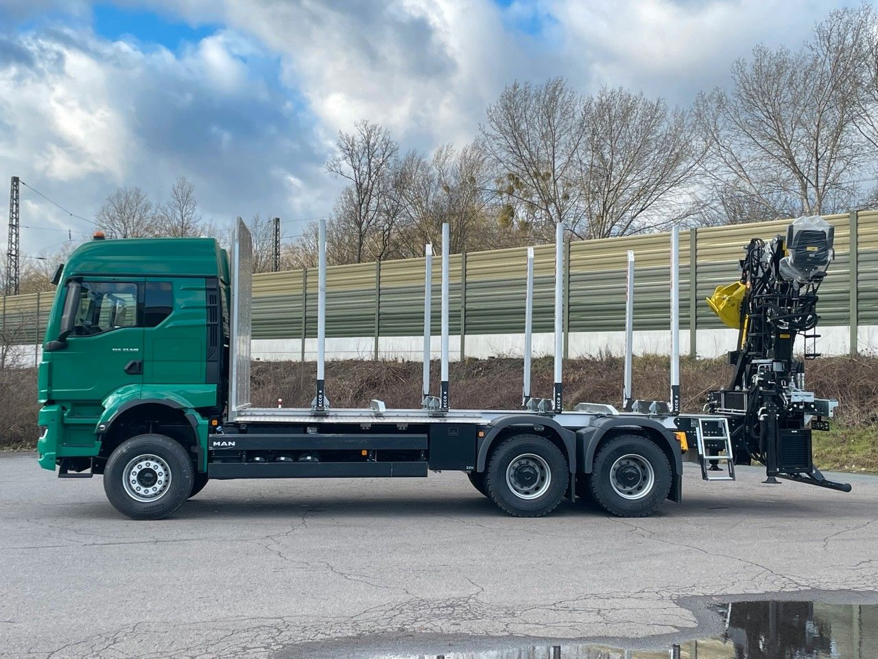 MAN TGS 33.510 6X4 BL Euro6e LogLift 165Z - Logging truck, Crane truck: picture 4 MAN TGS 33.510 6X4 BL Euro6e LogLift 165Z - Logging truck, Crane truck: picture 4